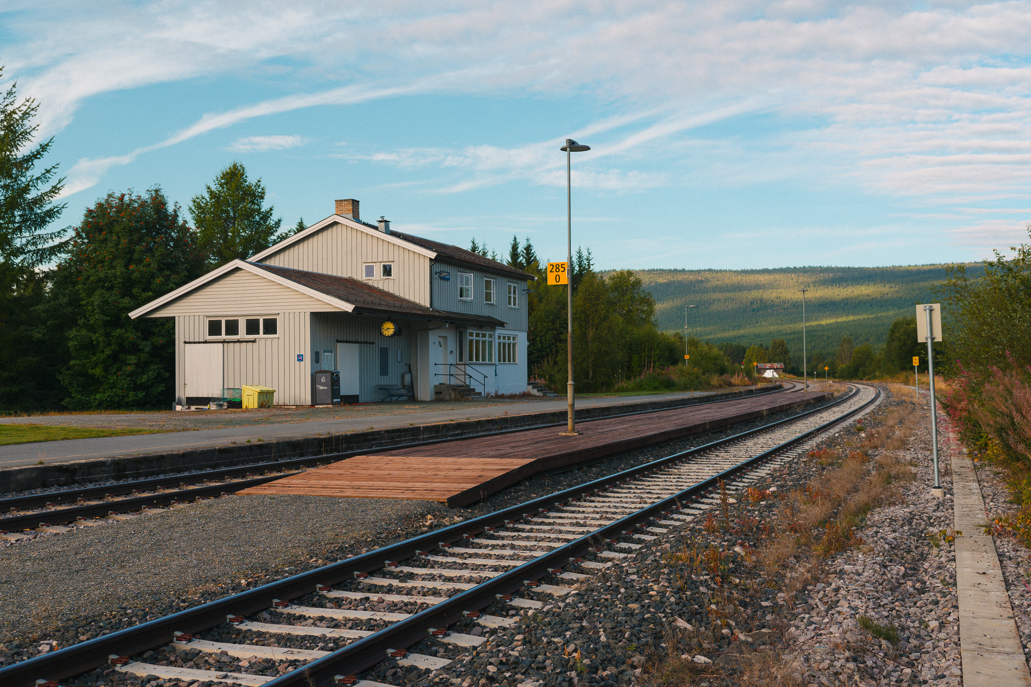 Hanestad station along the Røros Railway in Rendalen